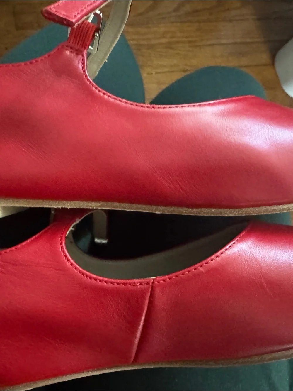 Freda Salvador Aubrey Red Mary Janes (8, runs small)